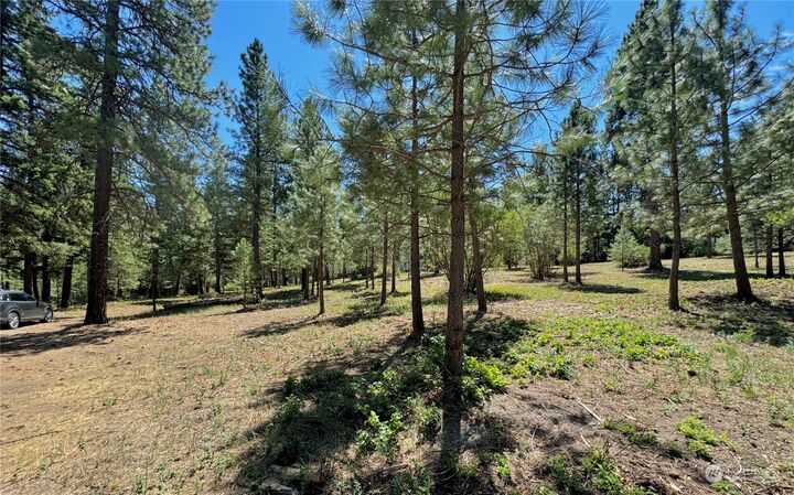 Property Photo: 6800 Upper Peoh Point Road WA 98922