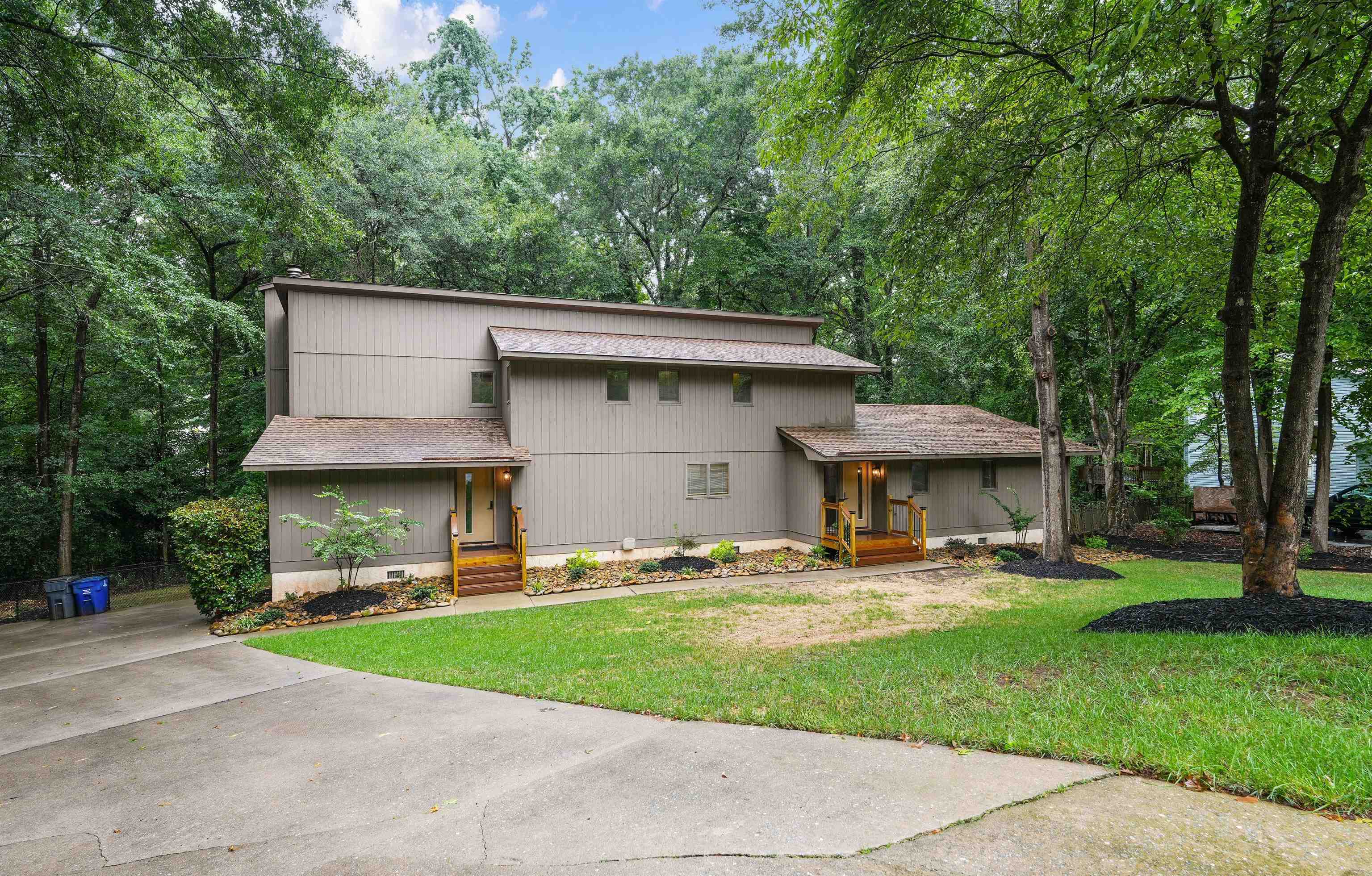 Property Photo:  208 Fernbrook Circle  SC 29307 