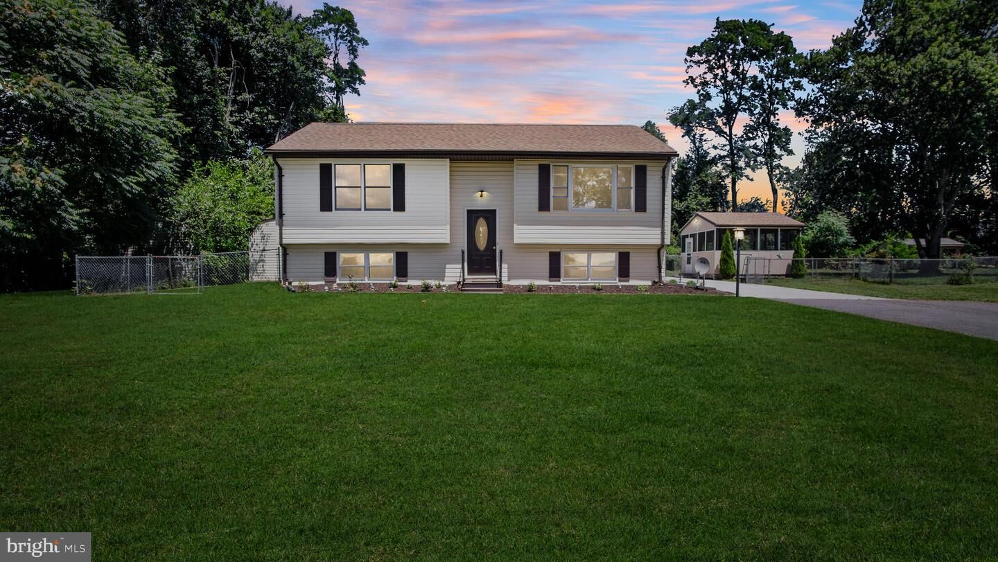 Property Photo: 33 Honeysuckle Drive MD 21904