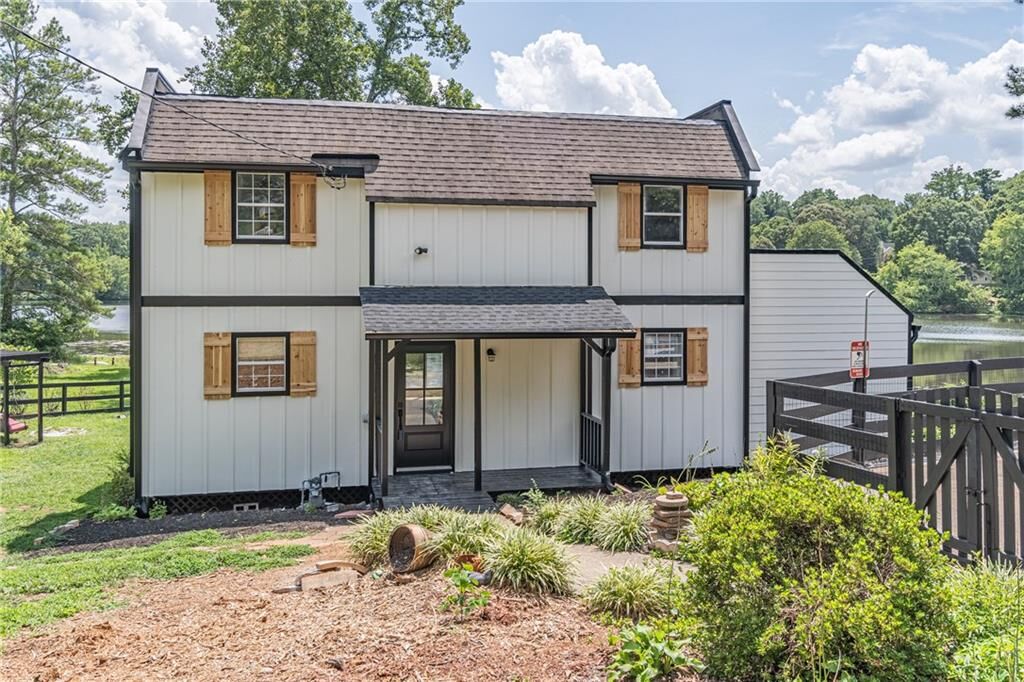 Property Photo: 331 Hurt Road SW GA 30082