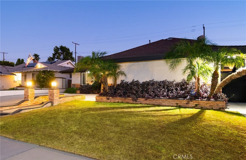 Property Photo:  15838 Silvergrove Drive  CA 90604 