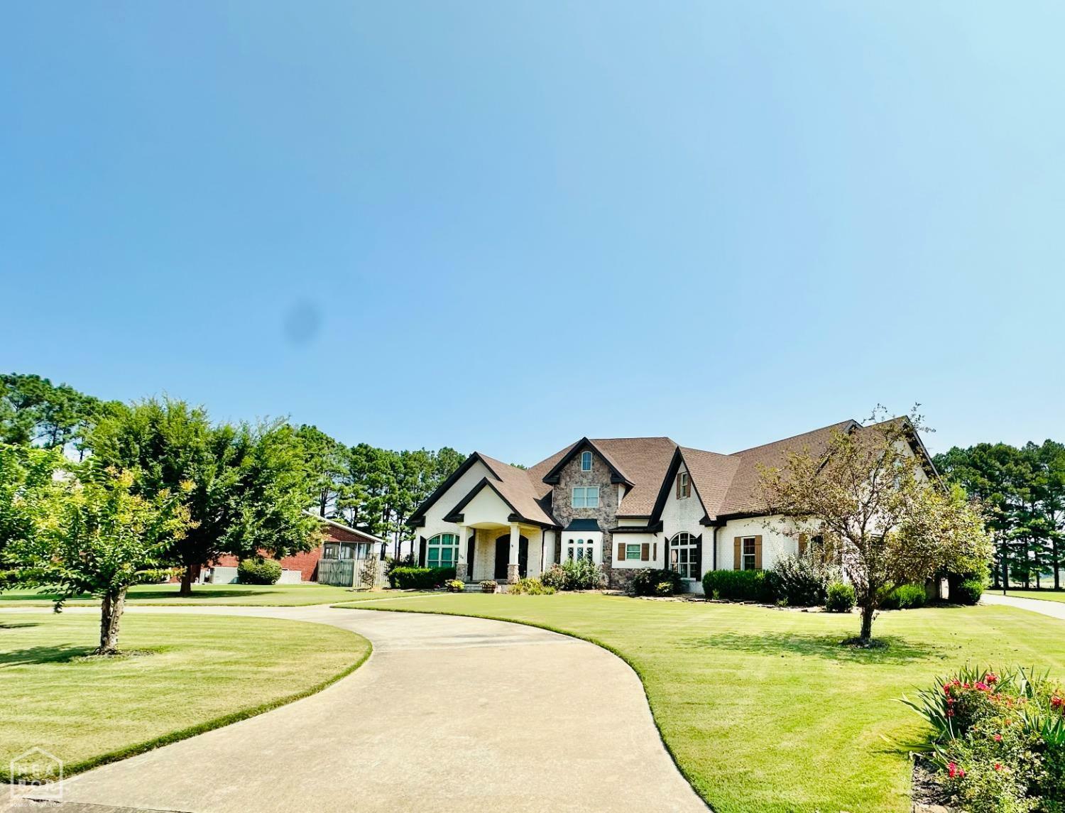 Property Photo:  124 Charleston Drive  AR 72476 