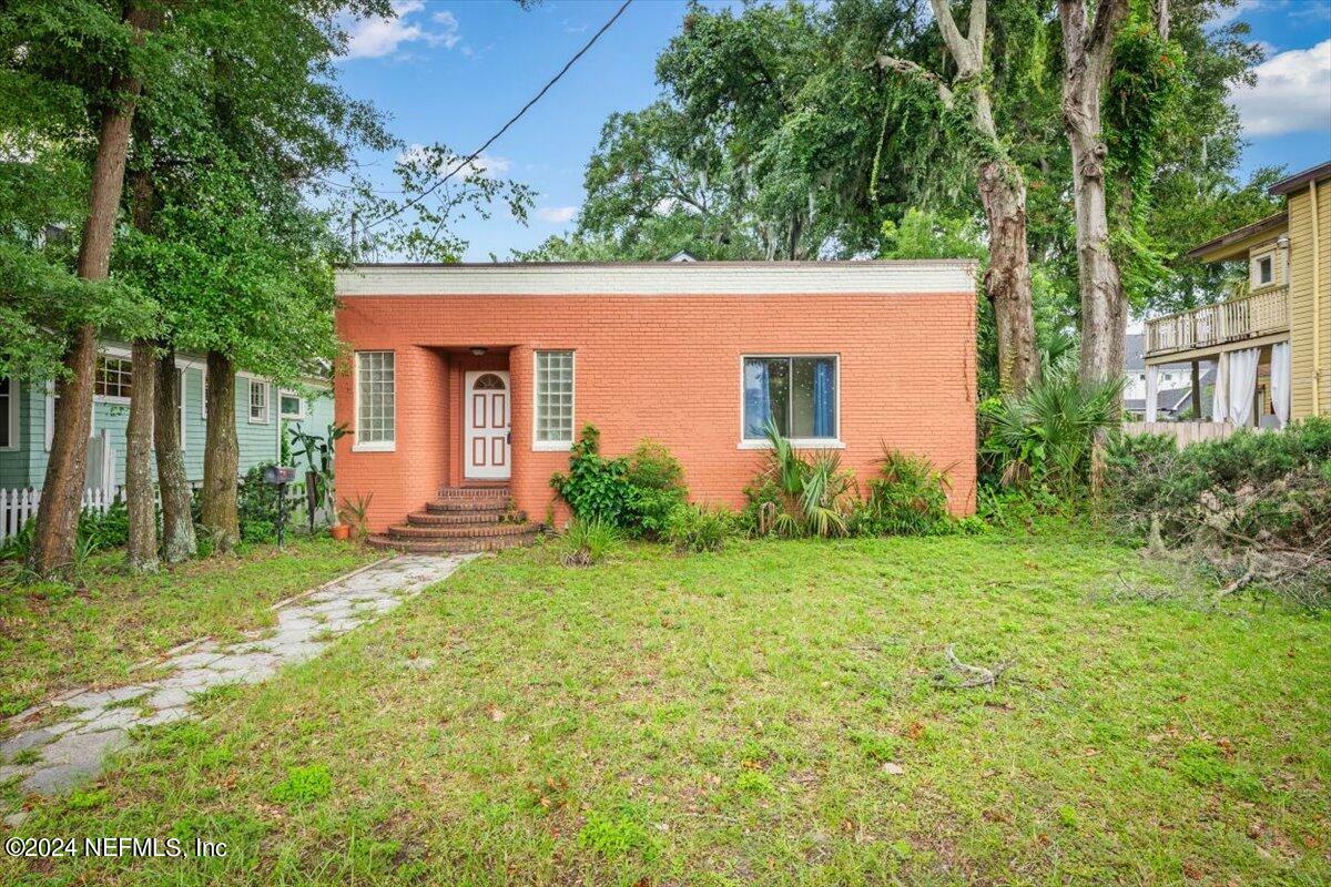 Property Photo:  1432 N Pearl Street  FL 32206 