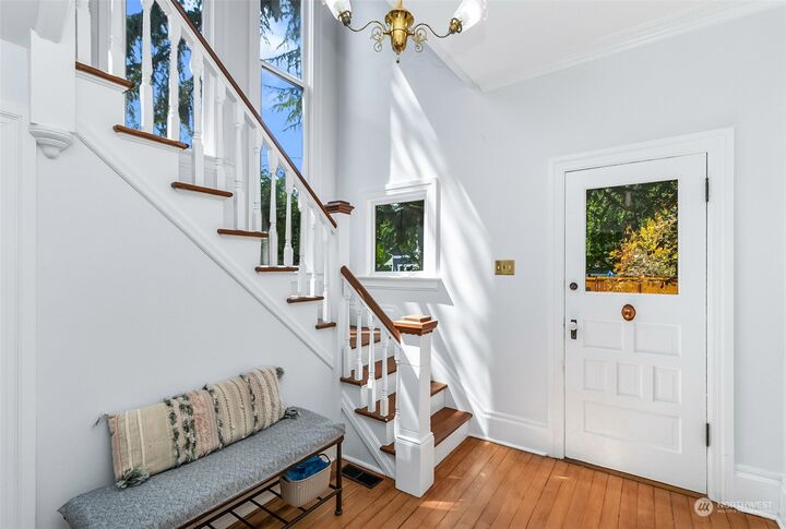 Property Photo:  6706  22nd Avenue NW  WA 98117 