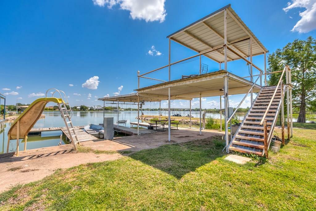 Property Photo:  1908 Shady Point Circle Dr  TX 76904 