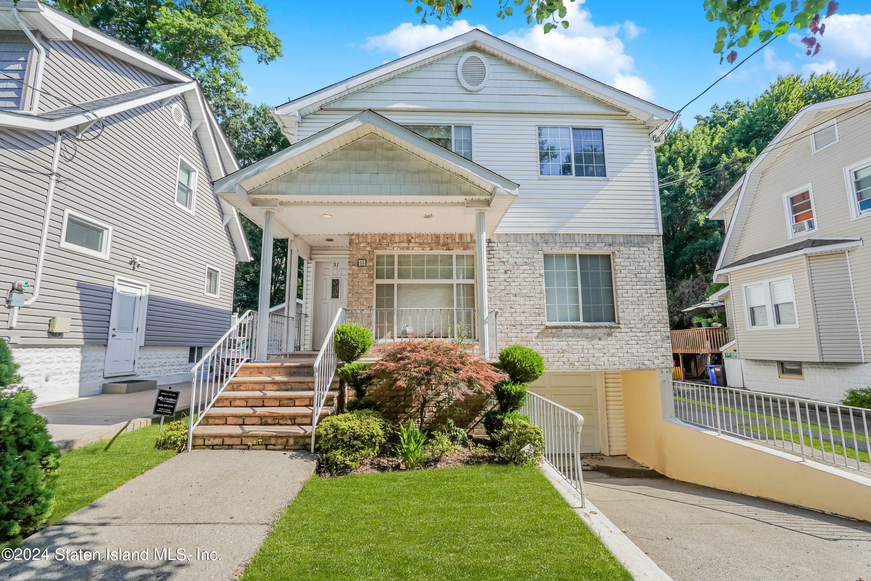 Property Photo:  51 Wolcott Avenue  NY 10312 