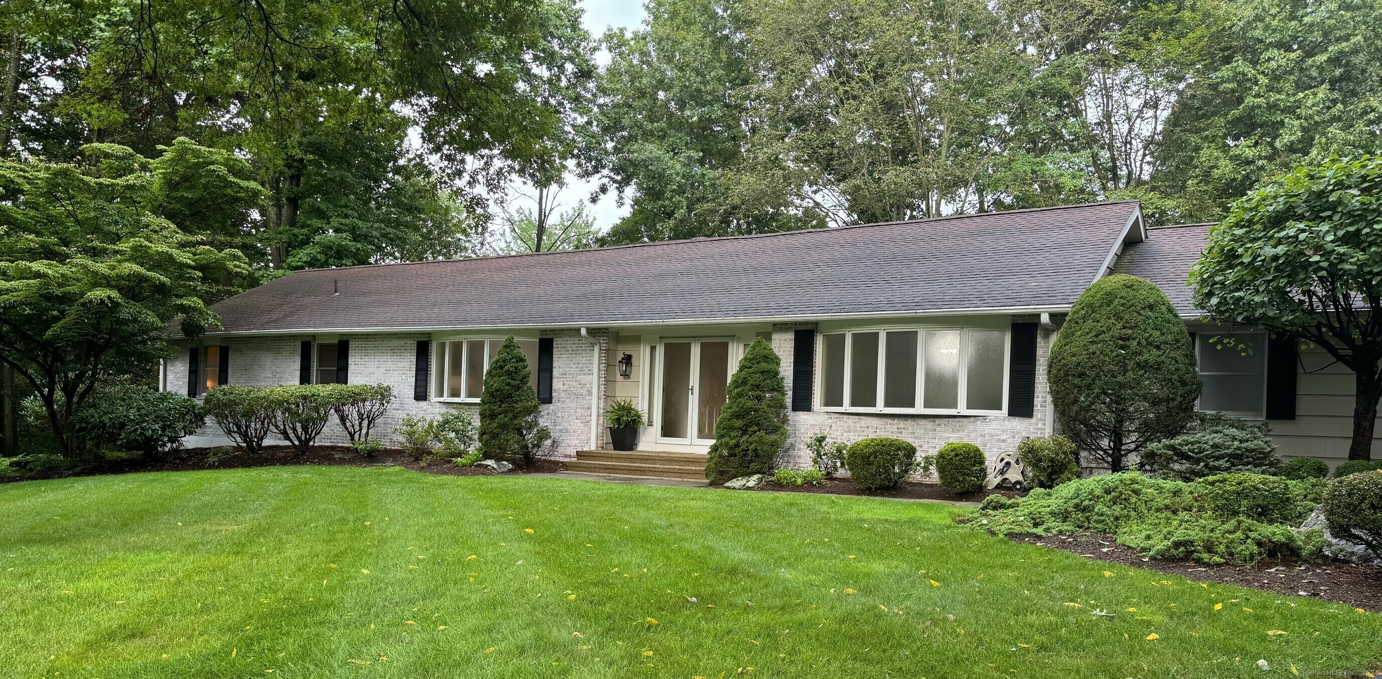 Property Photo:  21 Eno Lane  CT 06880 