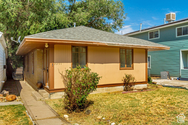 Property Photo:  2251 S Van Buren Ave E  UT 84401 