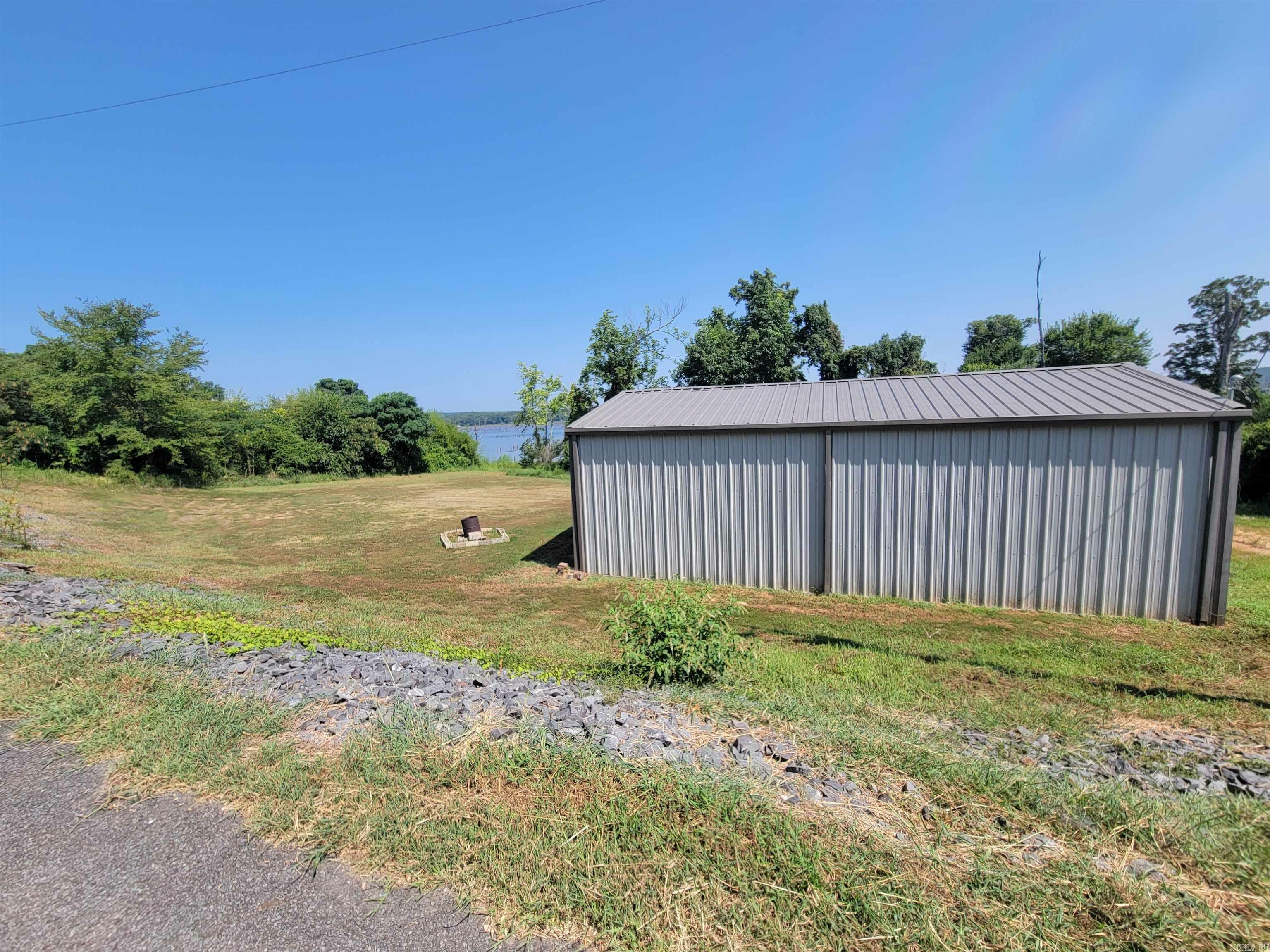 Property Photo:  5 Stave Mill  AR 72106 