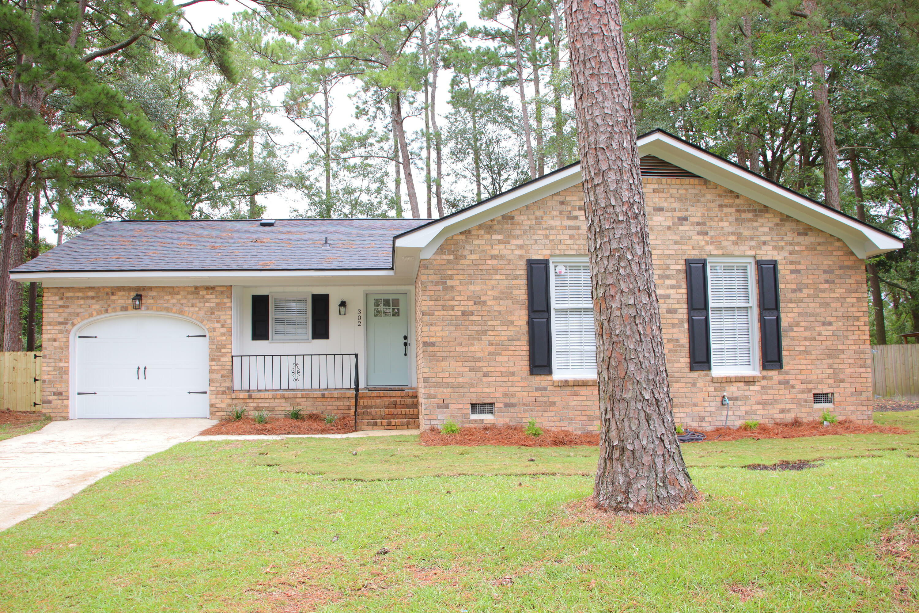 Property Photo:  302 Summercourt Drive  SC 29485 