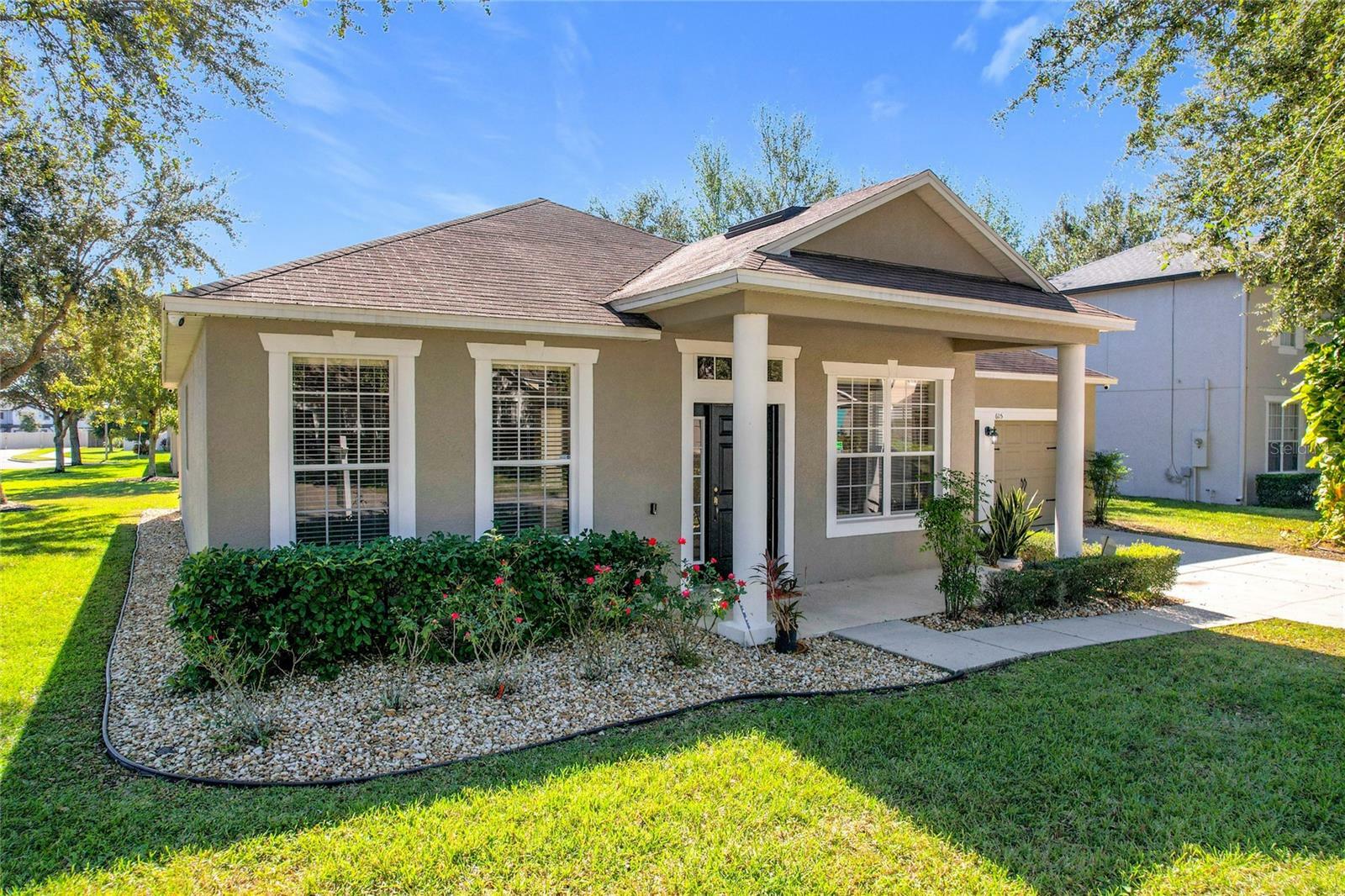 Property Photo:  605 N Parker Lee Loop  FL 32712 