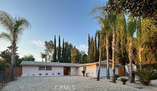 Property Photo:  5441 Cromer Place  CA 91367 