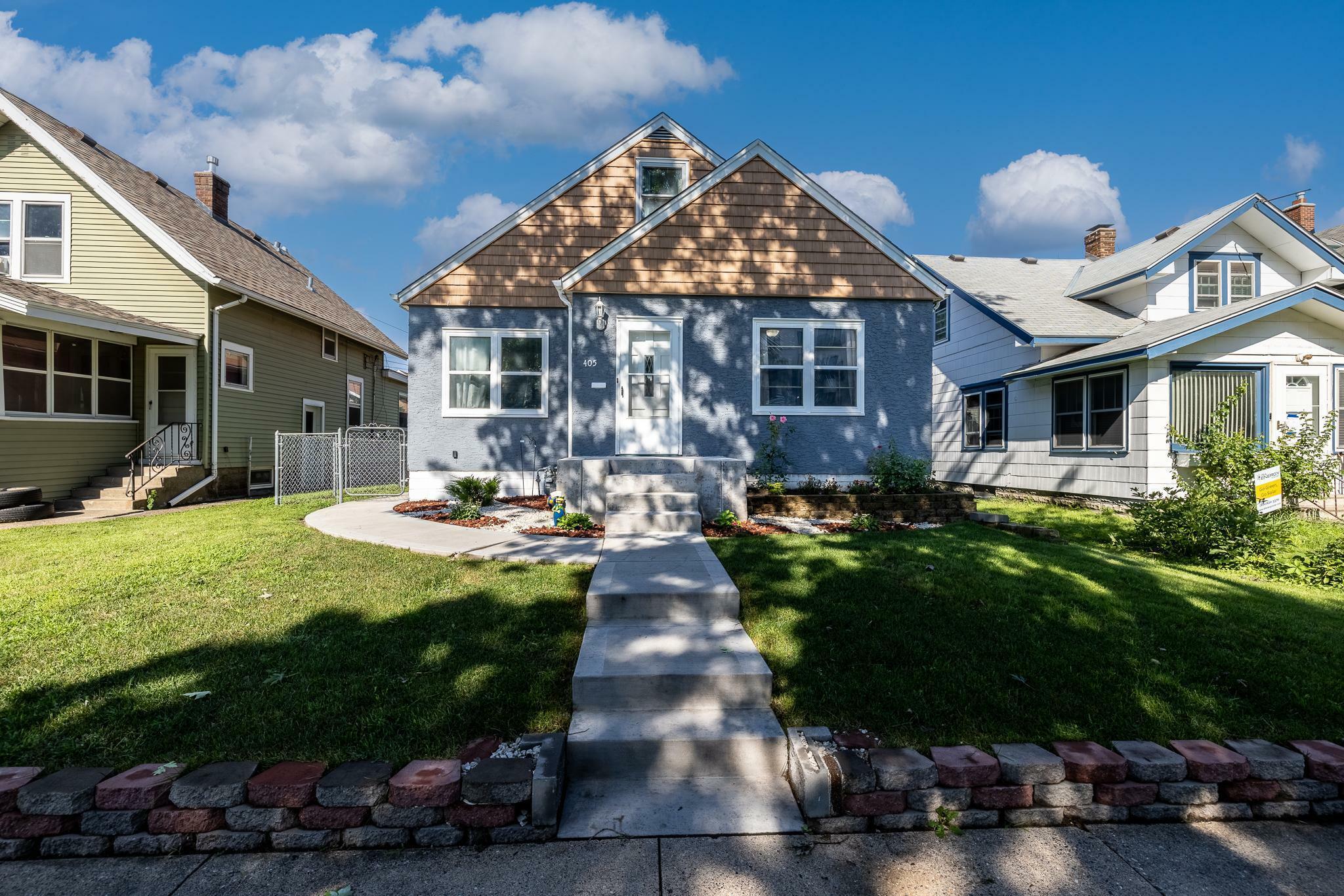 Property Photo:  405 Roy Street N  MN 55104 