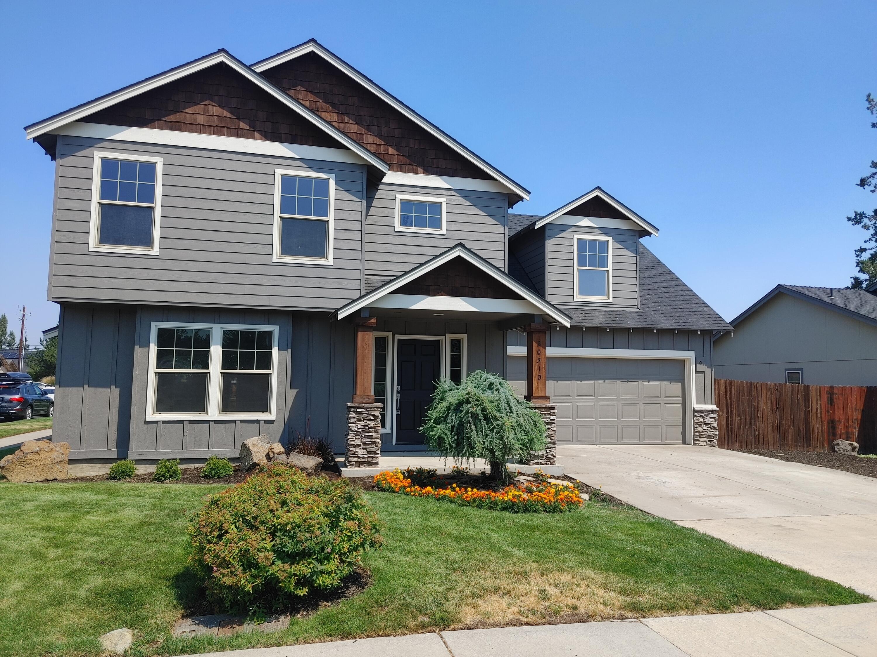 Property Photo: 20510 Peak Avenue OR 97702