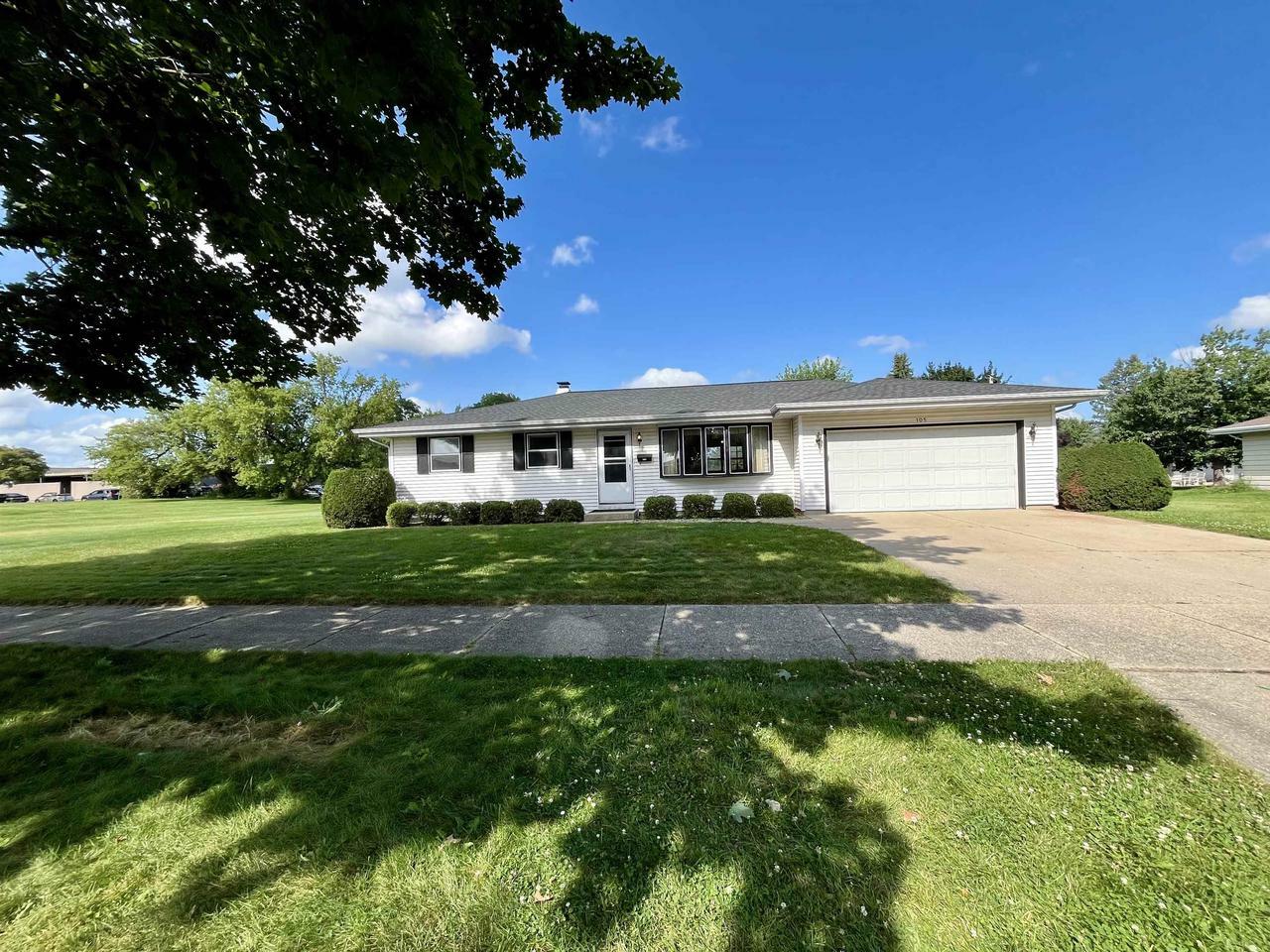 Property Photo:  105 North Willard Avenue  WI 53548 