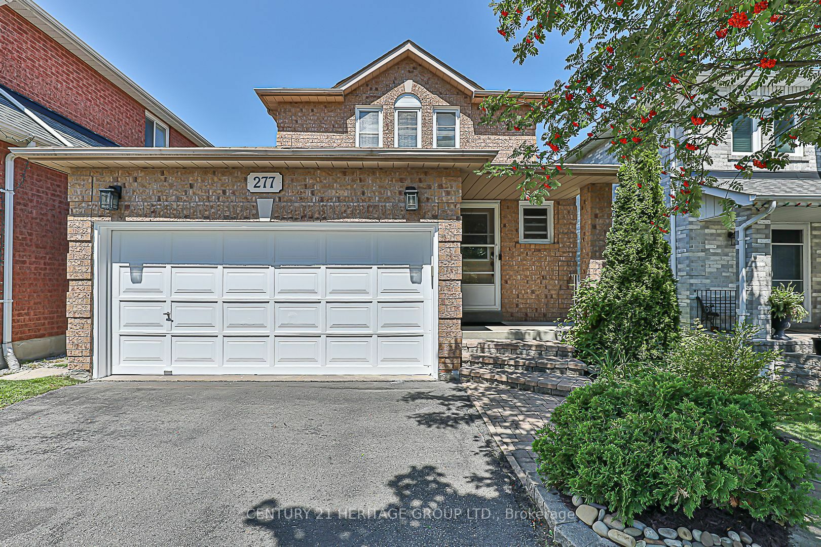 277 Rushbrook Dr  Newmarket ON L3X 2C9 photo