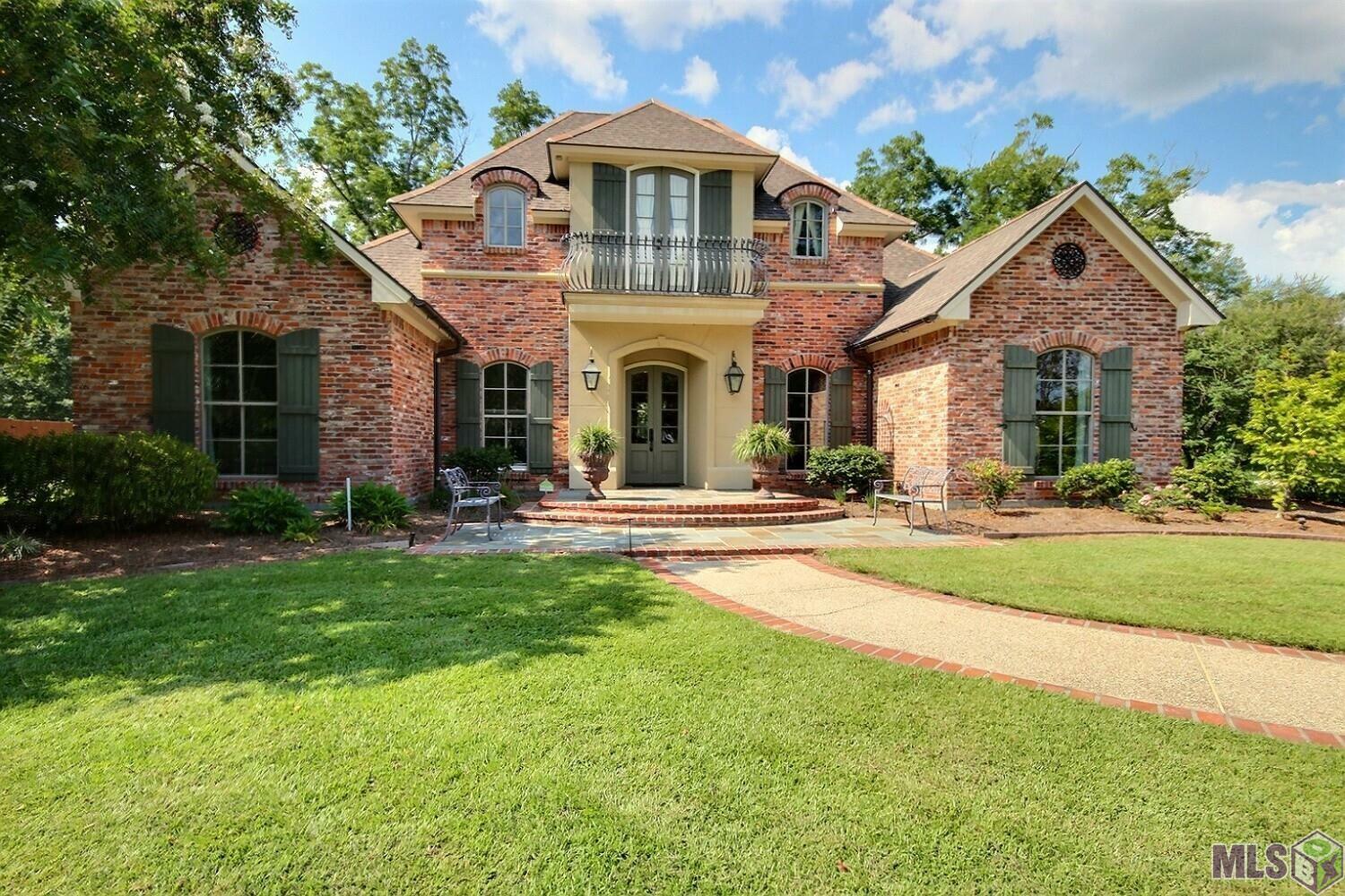 Property Photo: 13450 Devall Rd LA 70818