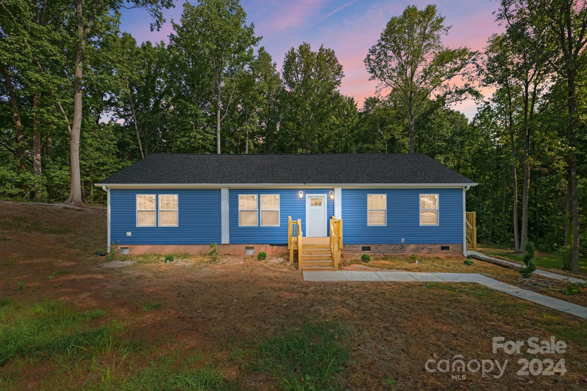 Property Photo:  220 Ridgecrest Street 2  NC 28081 