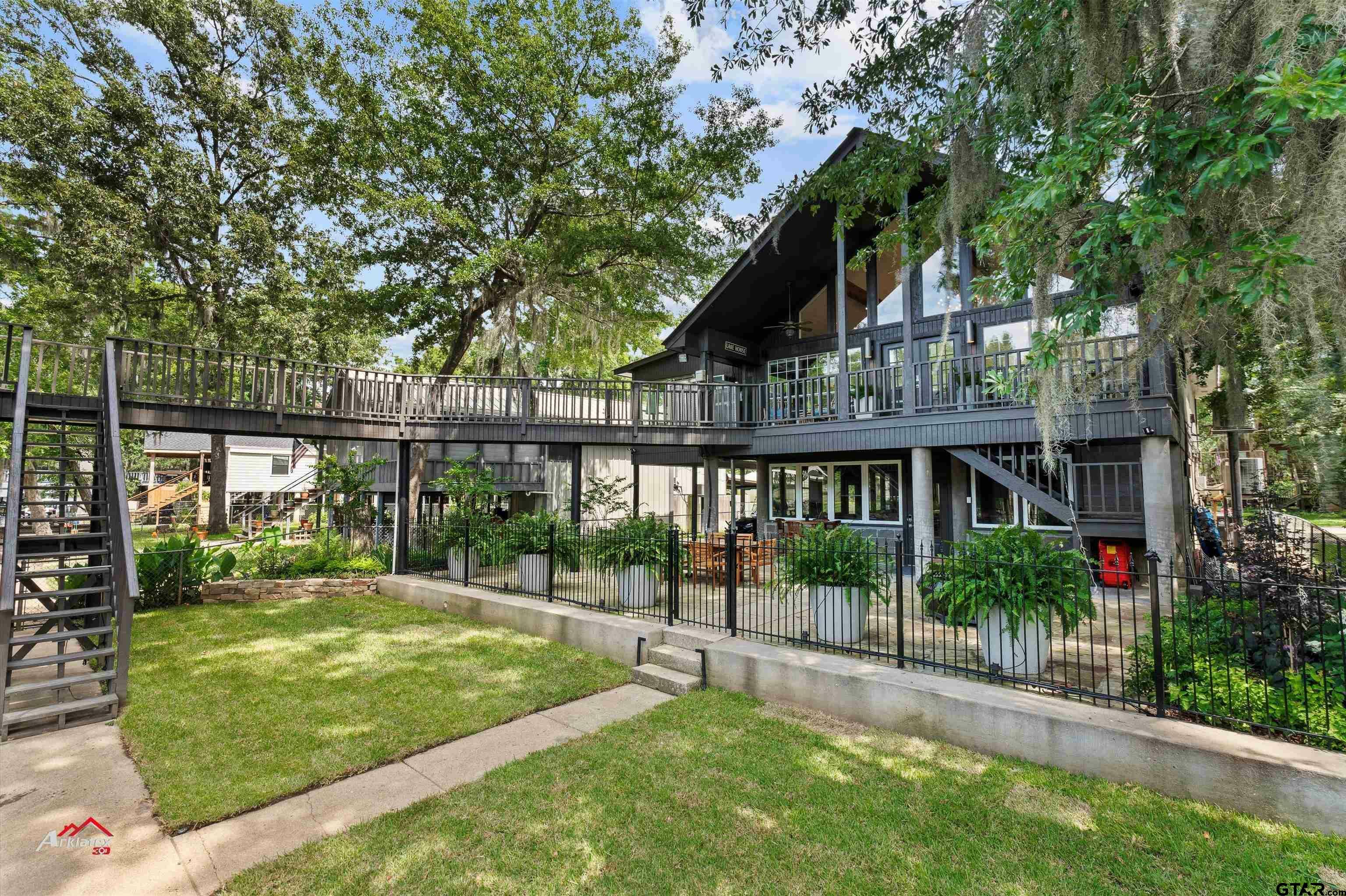 Property Photo:  4271 Cypress Village Rd  TX 75661 