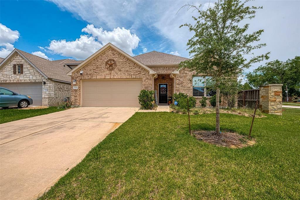 Property Photo:  19242 Red Cascade Court  TX 77377 