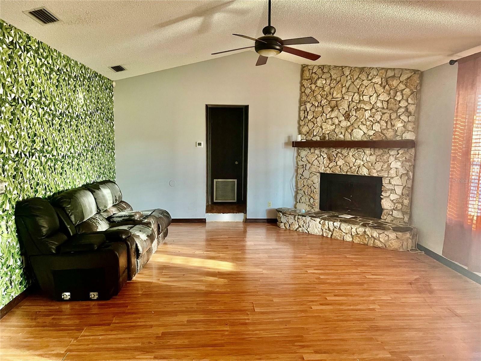 Property Photo: 13659 SW 115th Place FL 34432