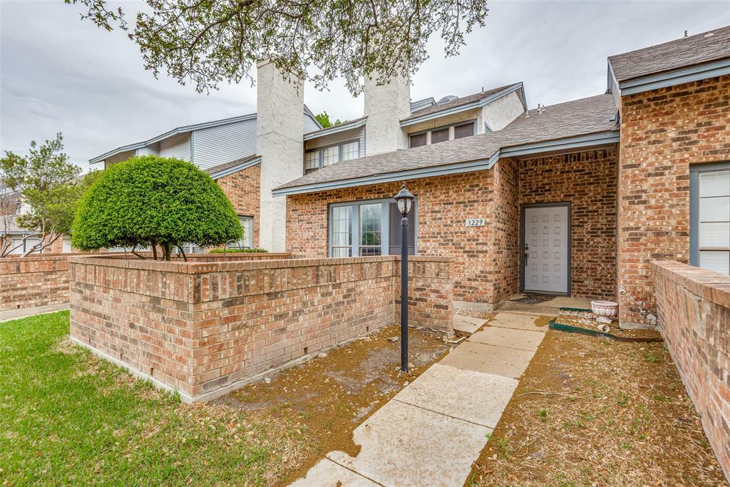 Property Photo:  3229 Devonshire Drive  TX 75075 