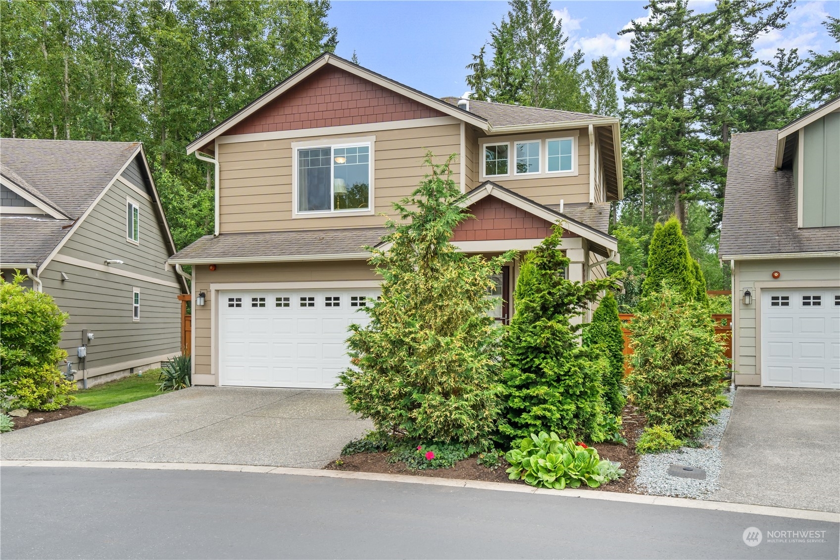 Property Photo:  719 Kodiak Lane  WA 98226 