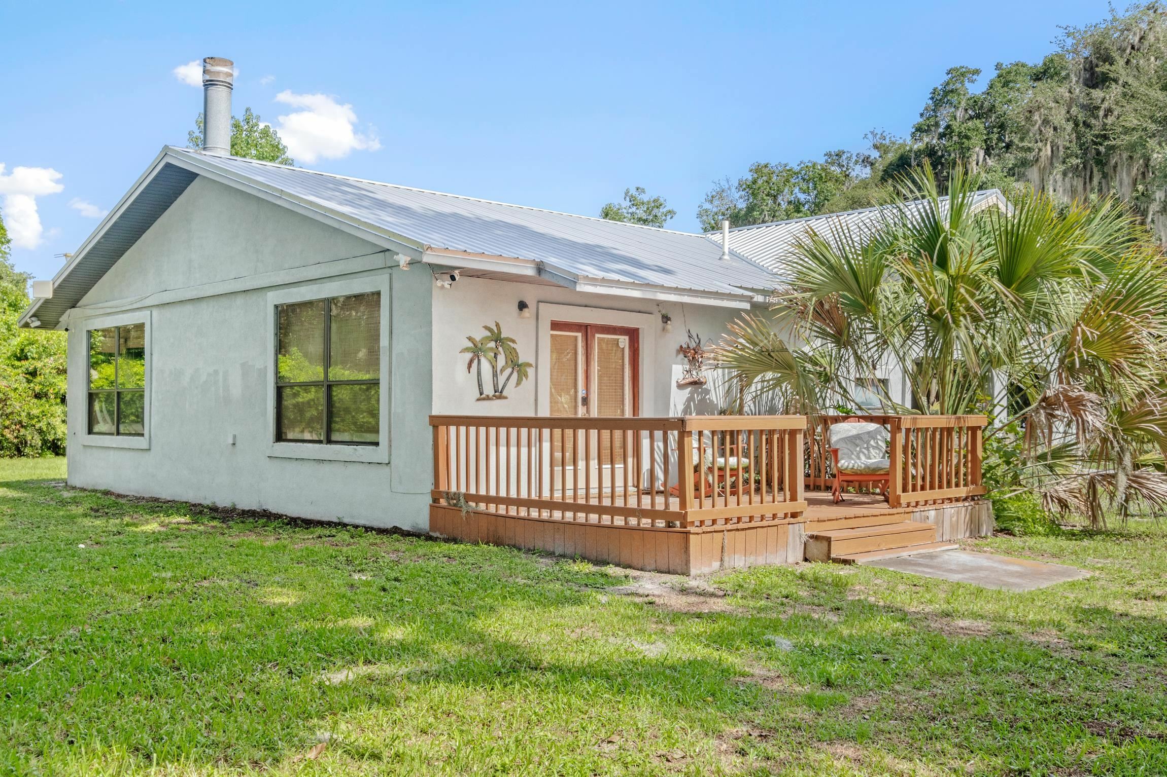 Property Photo:  339 W River Rd  FL 32177 