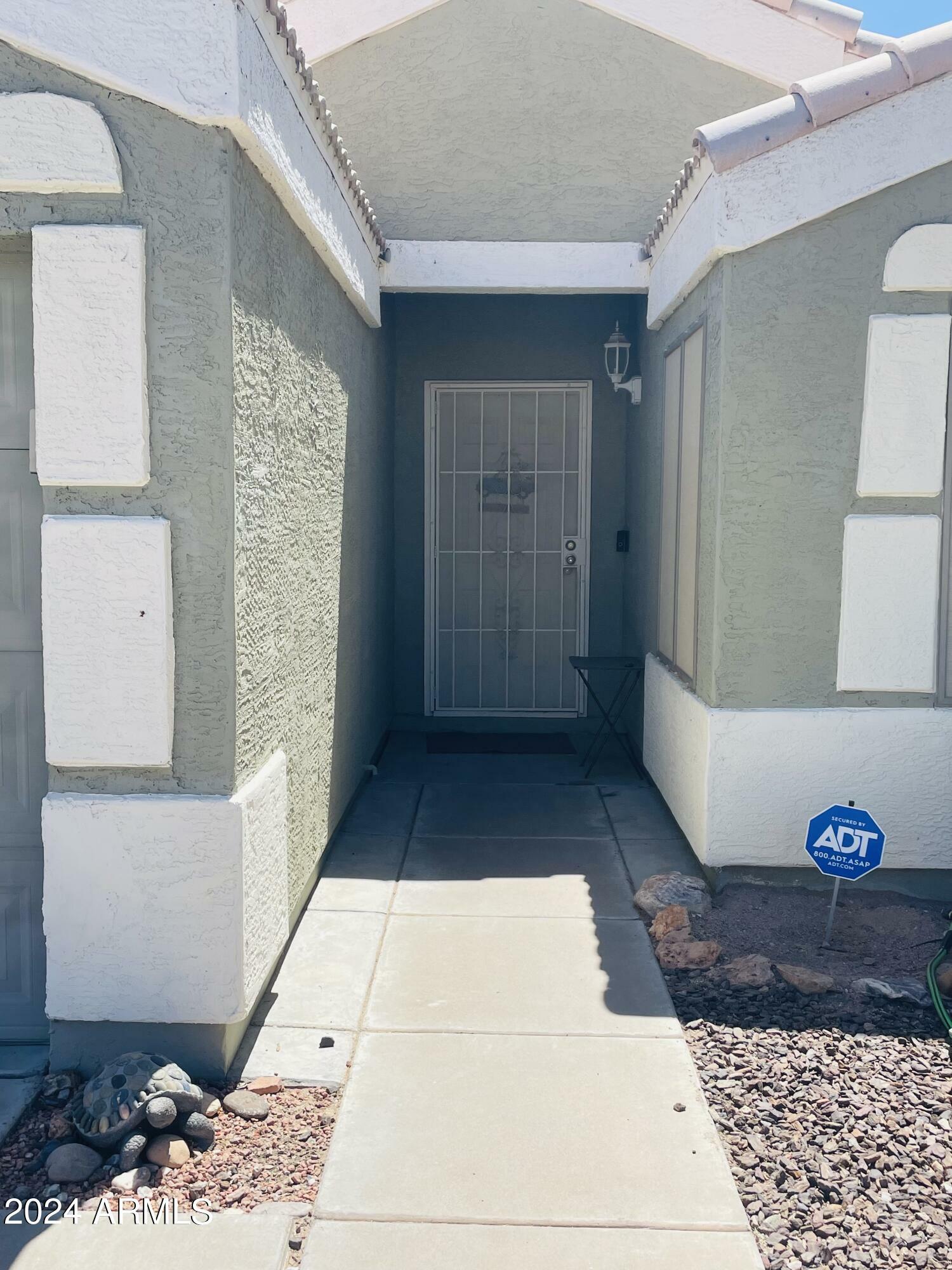 Property Photo:  2162 S Valley Drive  AZ 85120 