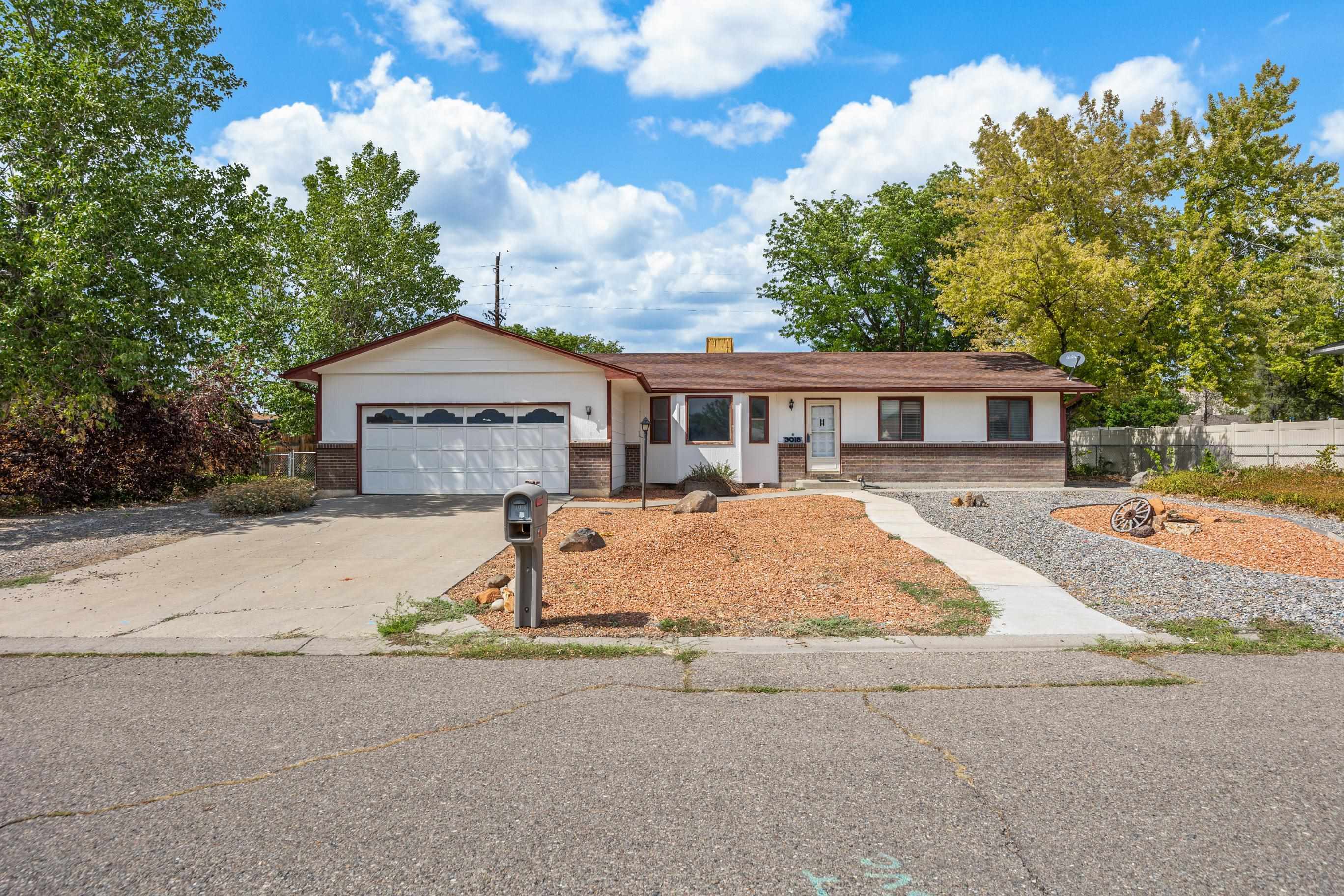 Property Photo:  3018 N Ronlin Place  CO 81504 