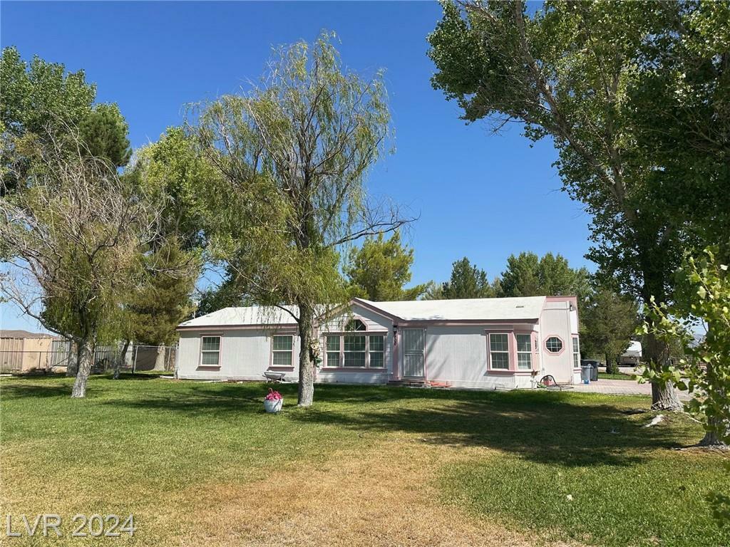 Property Photo:  4900 Laurence Road  NV 89048 