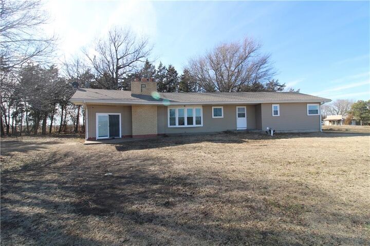 1257 W US 36 Hwy N/A  Hiawatha KS 66434 photo