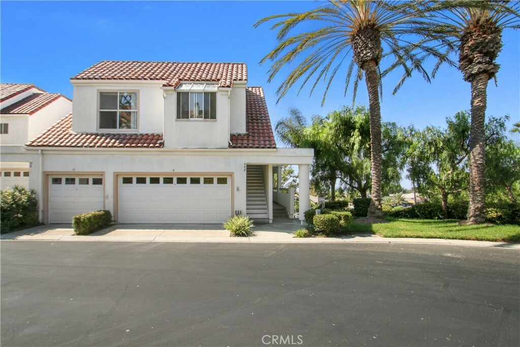 Property Photo:  6 Vista Del Mar  CA 92629 