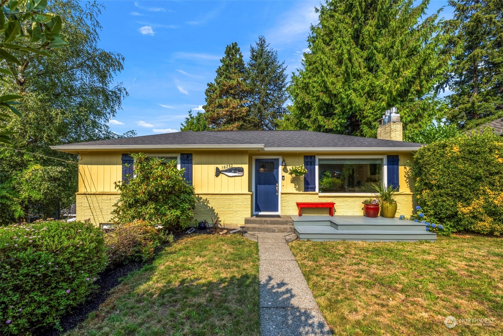 16253 13th Avenue SW  Burien WA 98166 photo