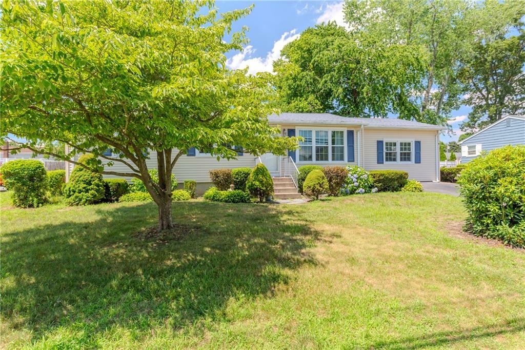 Property Photo:  47 Foxcroft Avenue  RI 02889 