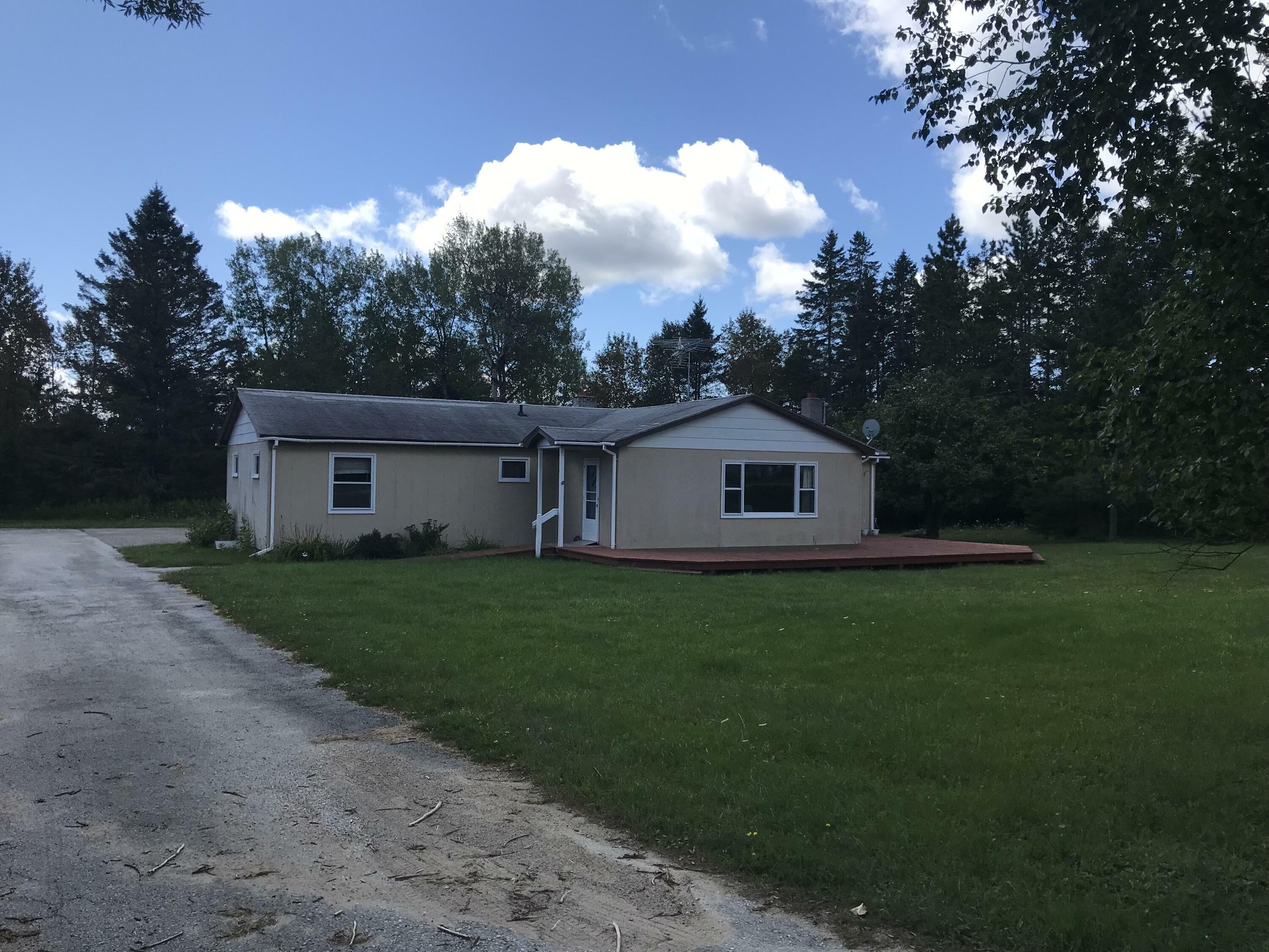 Property Photo:  822 E Nordquist Rd  MI 49719 