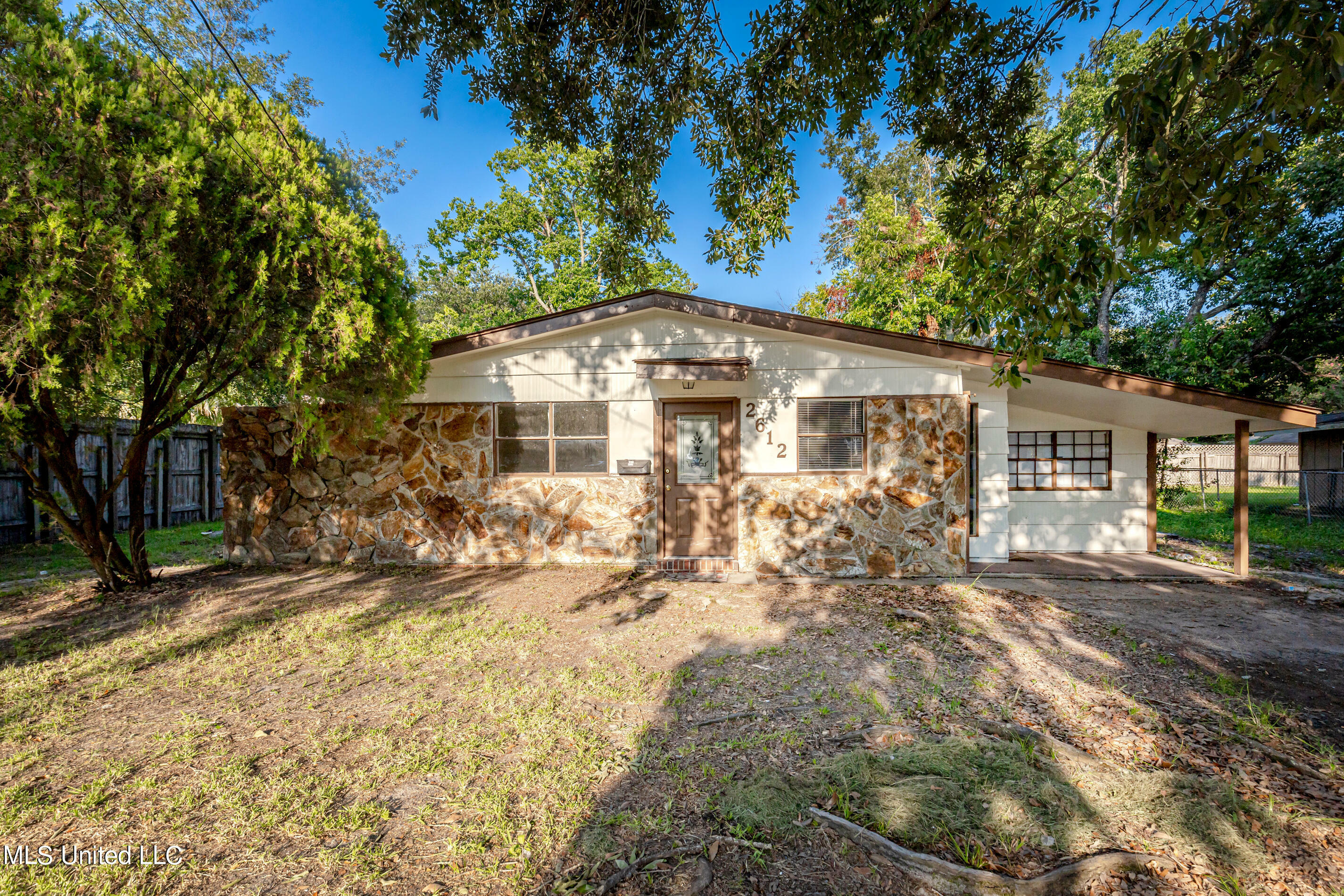 Property Photo:  2612 14th Street  MS 39567 