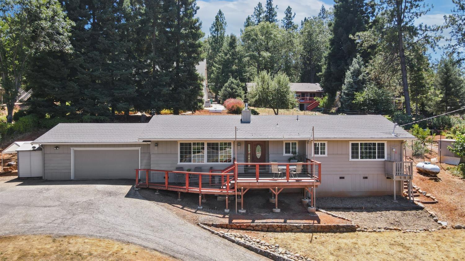 Property Photo: 16465 Norlene Way CA 95949