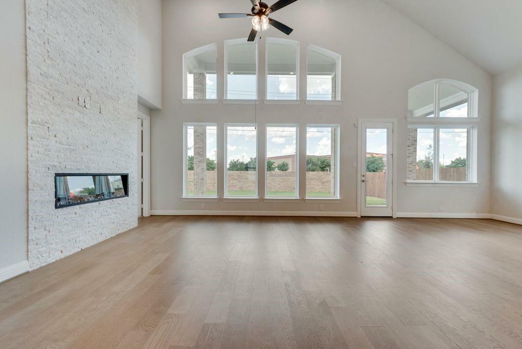 Property Photo: 7627 Kiowana Court TX 75054