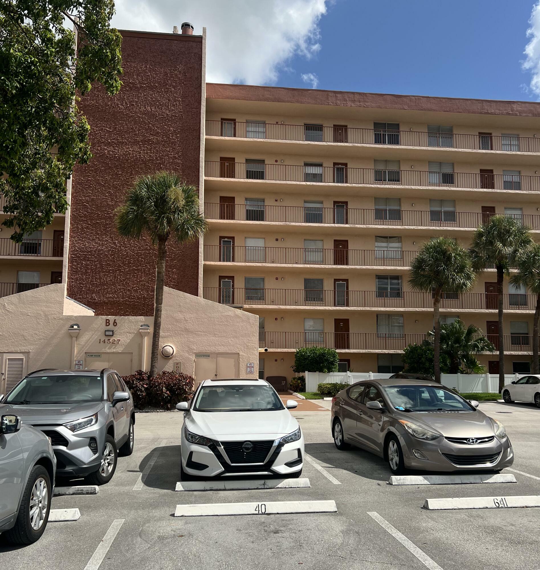 Property Photo:  14527 Bonaire Boulevard 409  FL 33446 