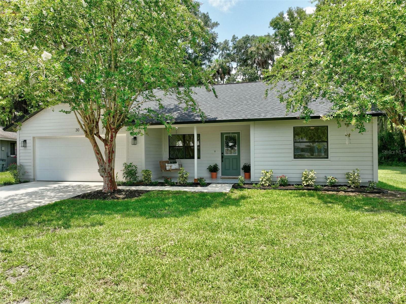 Property Photo: 30 Black Hawk FL 32137