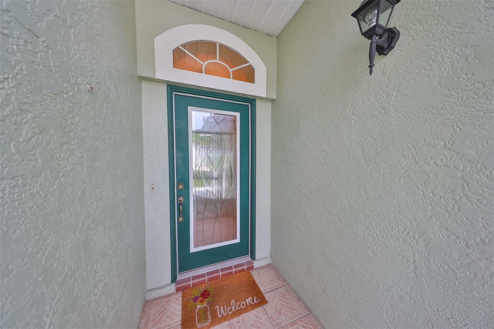 Property Photo:  2422 Oxford Down Court  FL 33573 