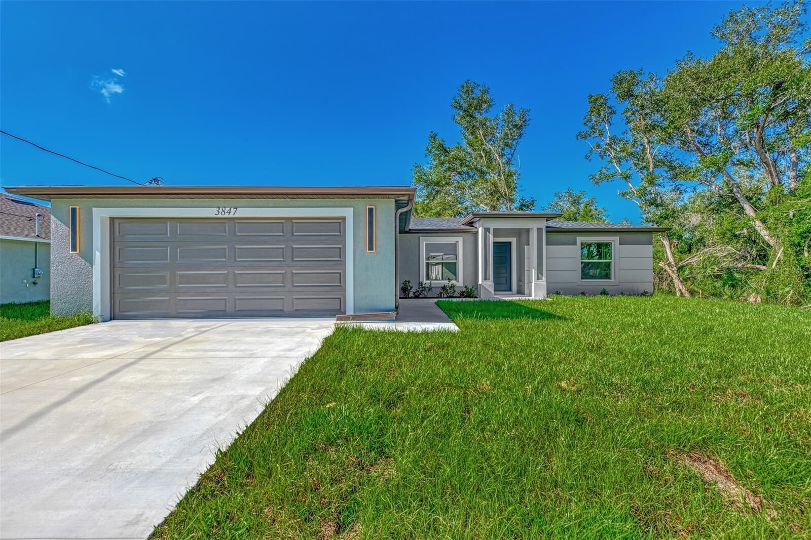 Property Photo: 4582 Enid Lane FL 34288