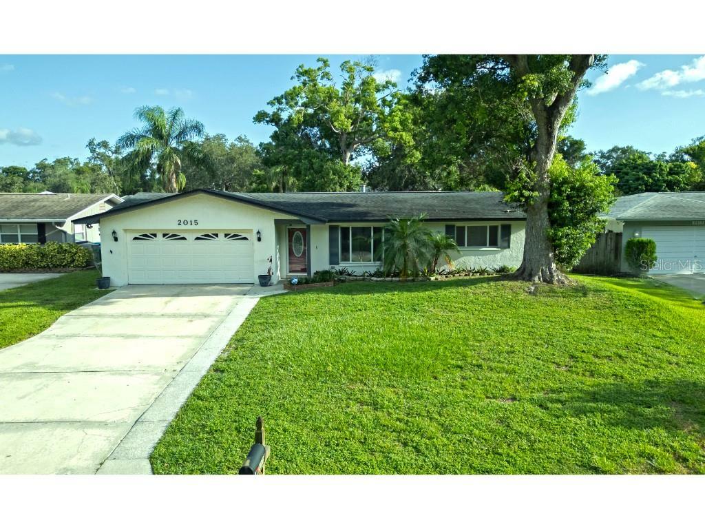 2015 Pinehurst Drive  Clearwater FL 33763 photo