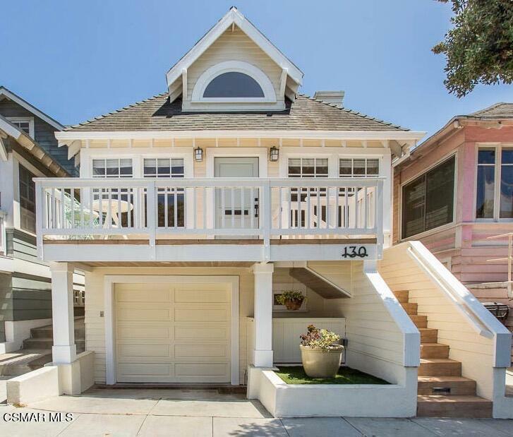 Property Photo:  130 Hart Avenue  CA 90405 