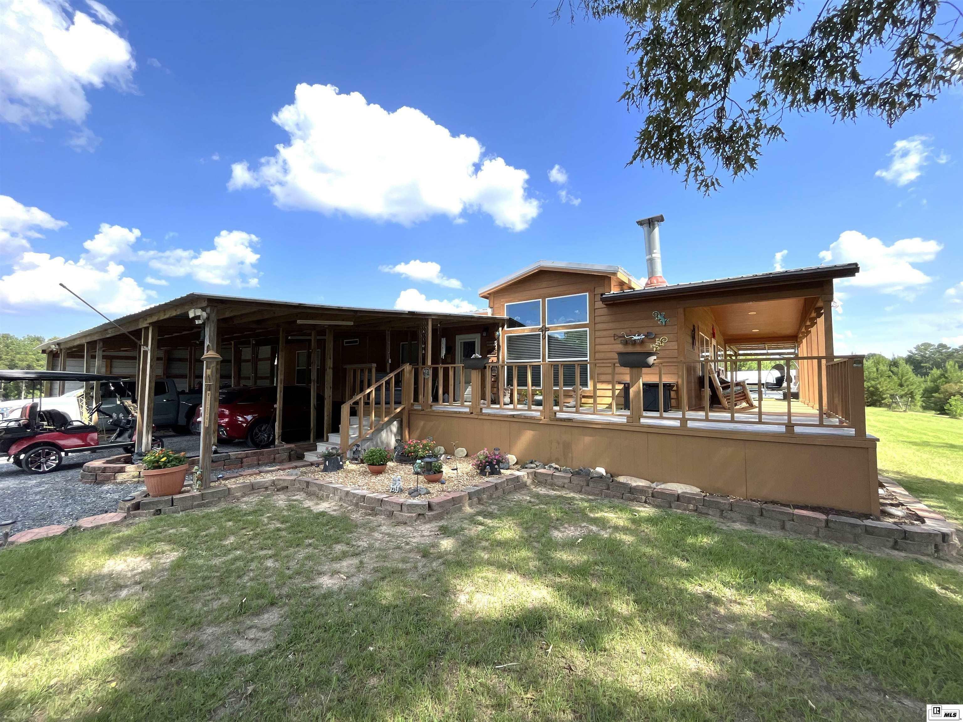 Property Photo:  2617 Winnfield Road  LA 71292 