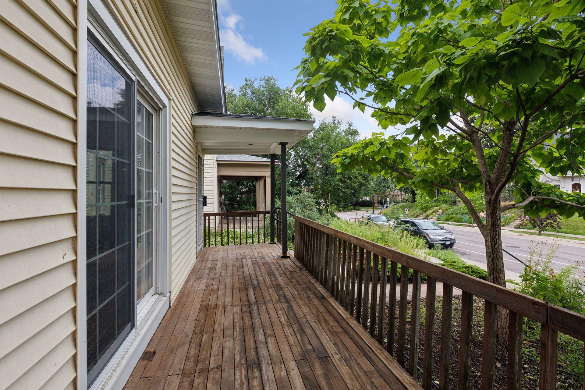 Property Photo:  3443 Hennepin Avenue  MN 55408 