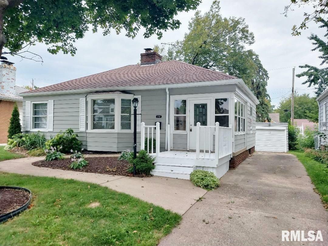 Property Photo:  3116 N Emery Avenue  IL 61604 