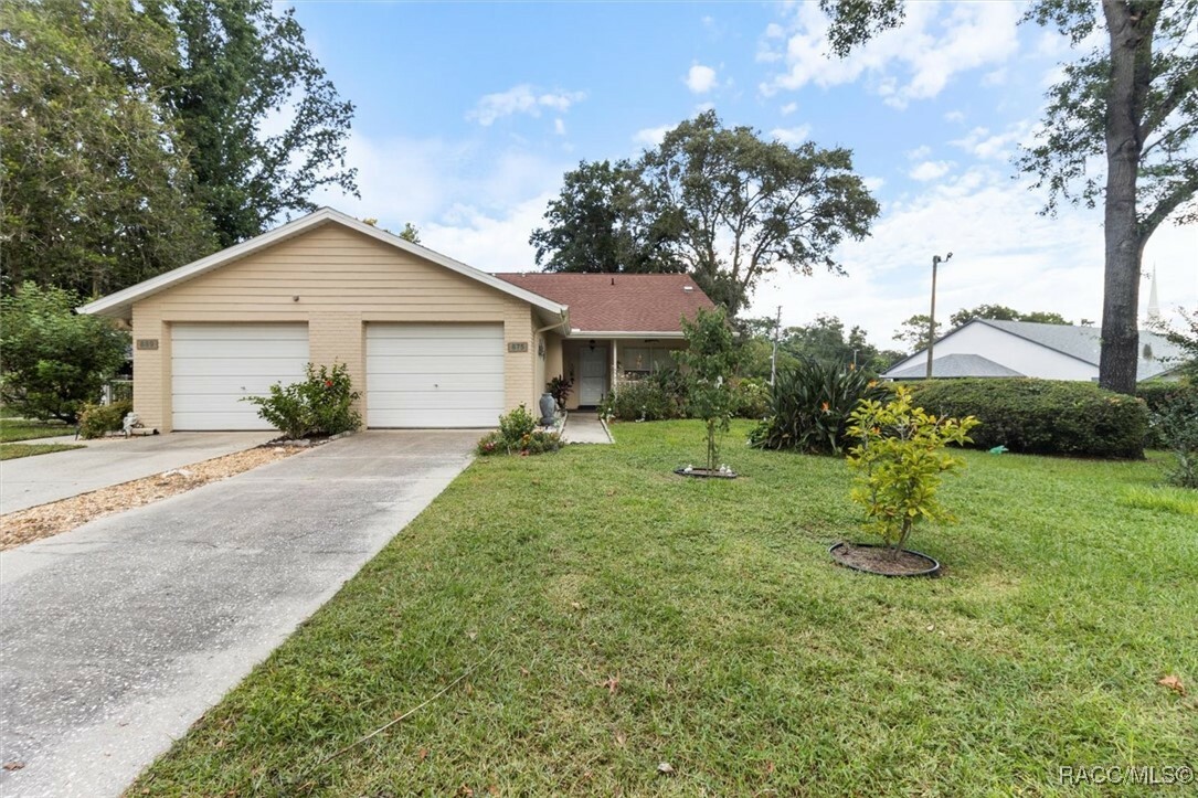 Property Photo:  875 W Penn Hills Court  FL 34465 