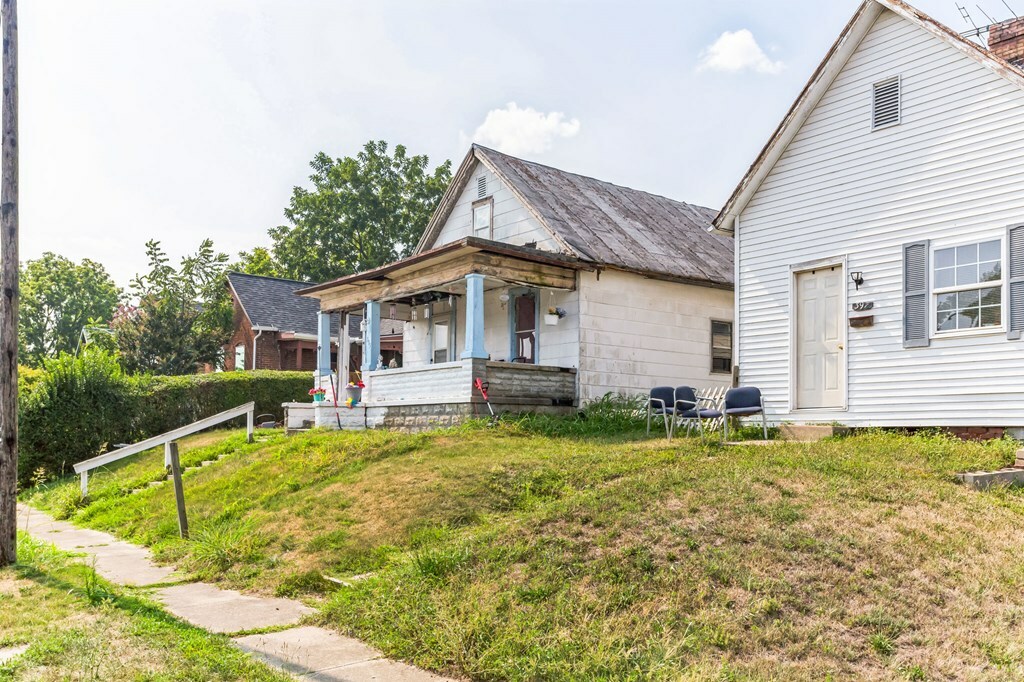 Property Photo:  395 5th St  OH 45601 